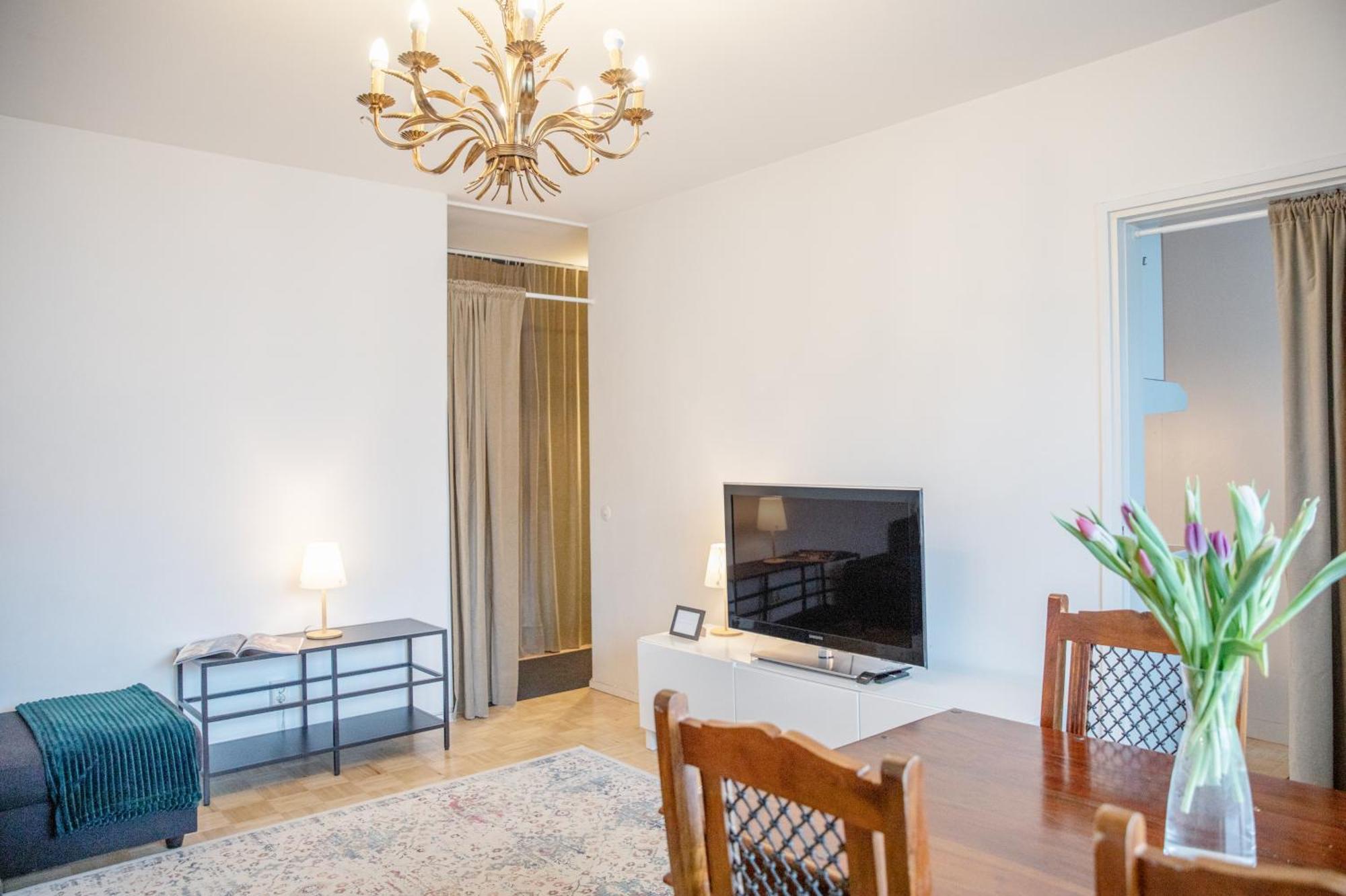 Center Bright 2-rooms Scandinavian