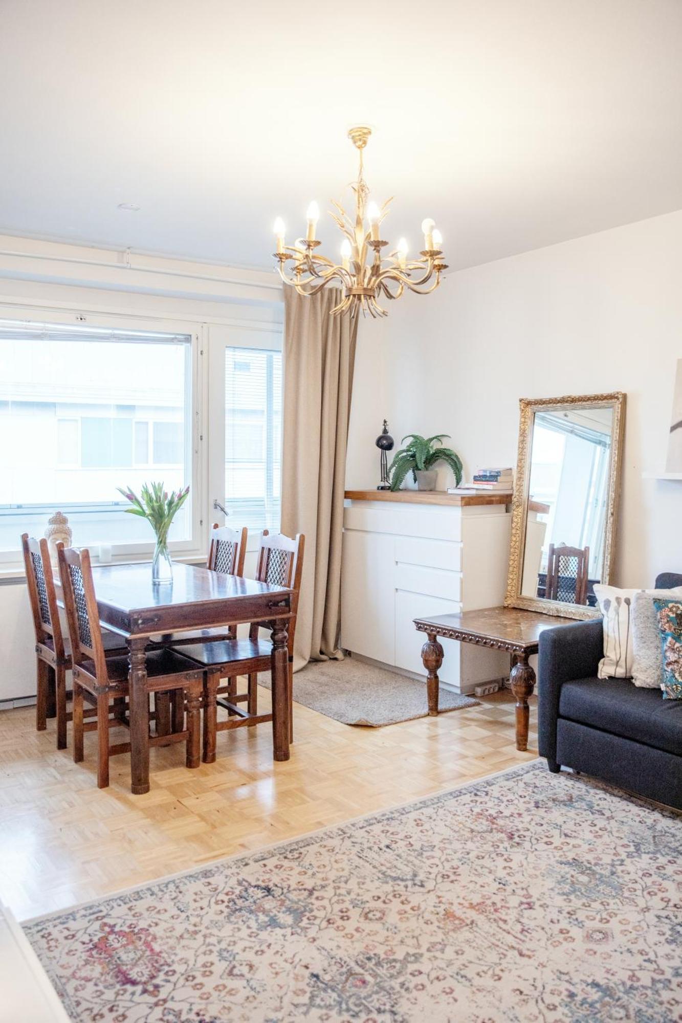 Center Bright 2-rooms Scandinavian Huoneisto Helsinki